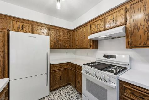 2460 Kewanee Way Golden Valley MN 55422