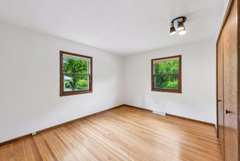 2460 Kewanee Way Golden Valley MN 55422