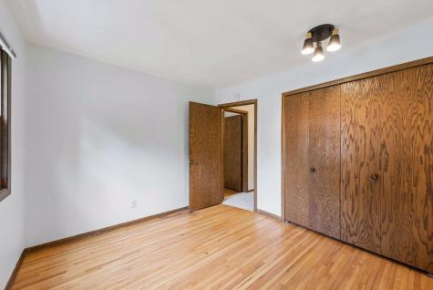 2460 Kewanee Way Golden Valley MN 55422