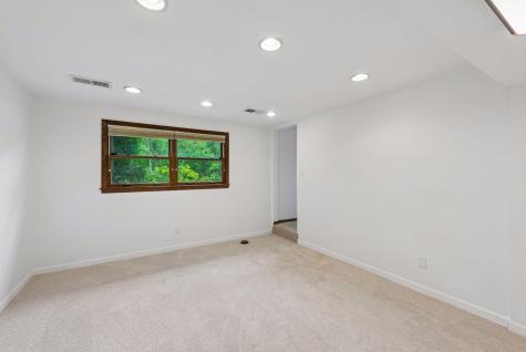 2460 Kewanee Way Golden Valley MN 55422