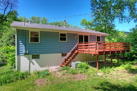2460 Kewanee Way Golden Valley MN 55422