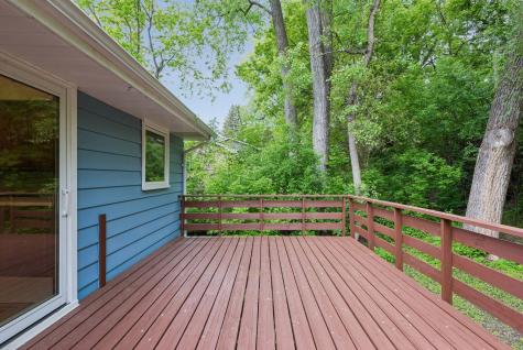 2460 Kewanee Way Golden Valley MN 55422