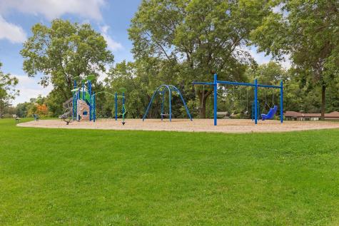2460 Kewanee Way Golden Valley MN 55422