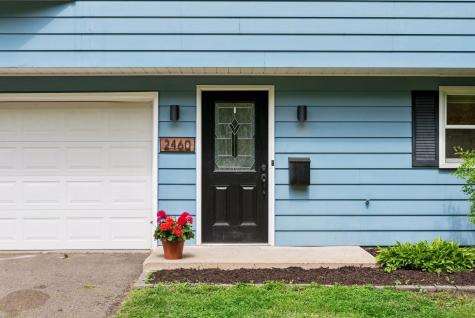 2460 Kewanee Way Golden Valley MN 55422
