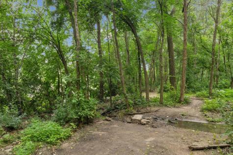 2460 Kewanee Way Golden Valley MN 55422