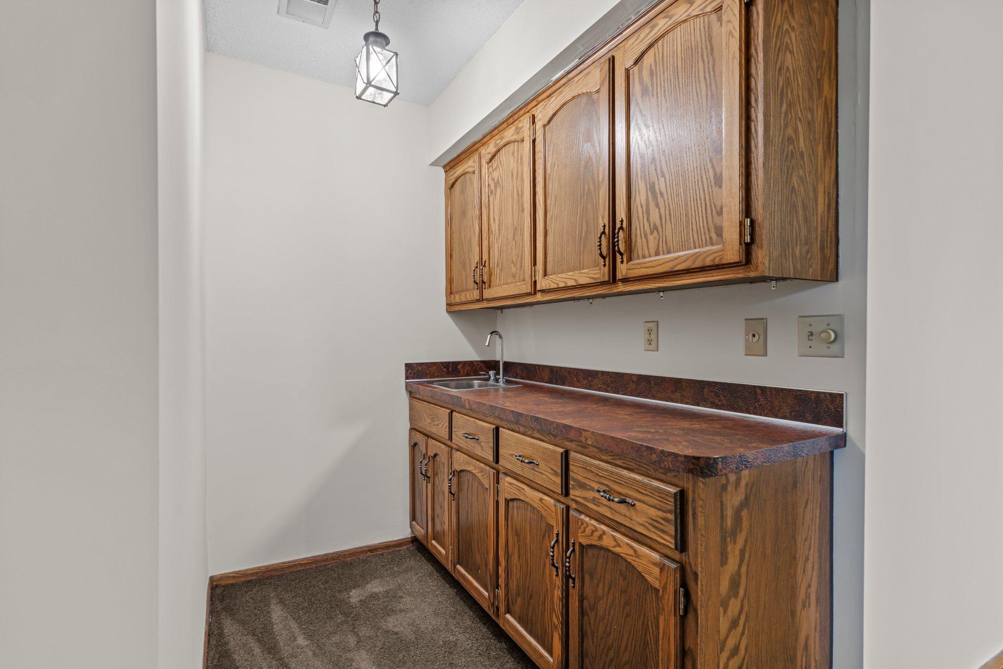 1267 Nursery Hill Lane Arden Hills MN 55112