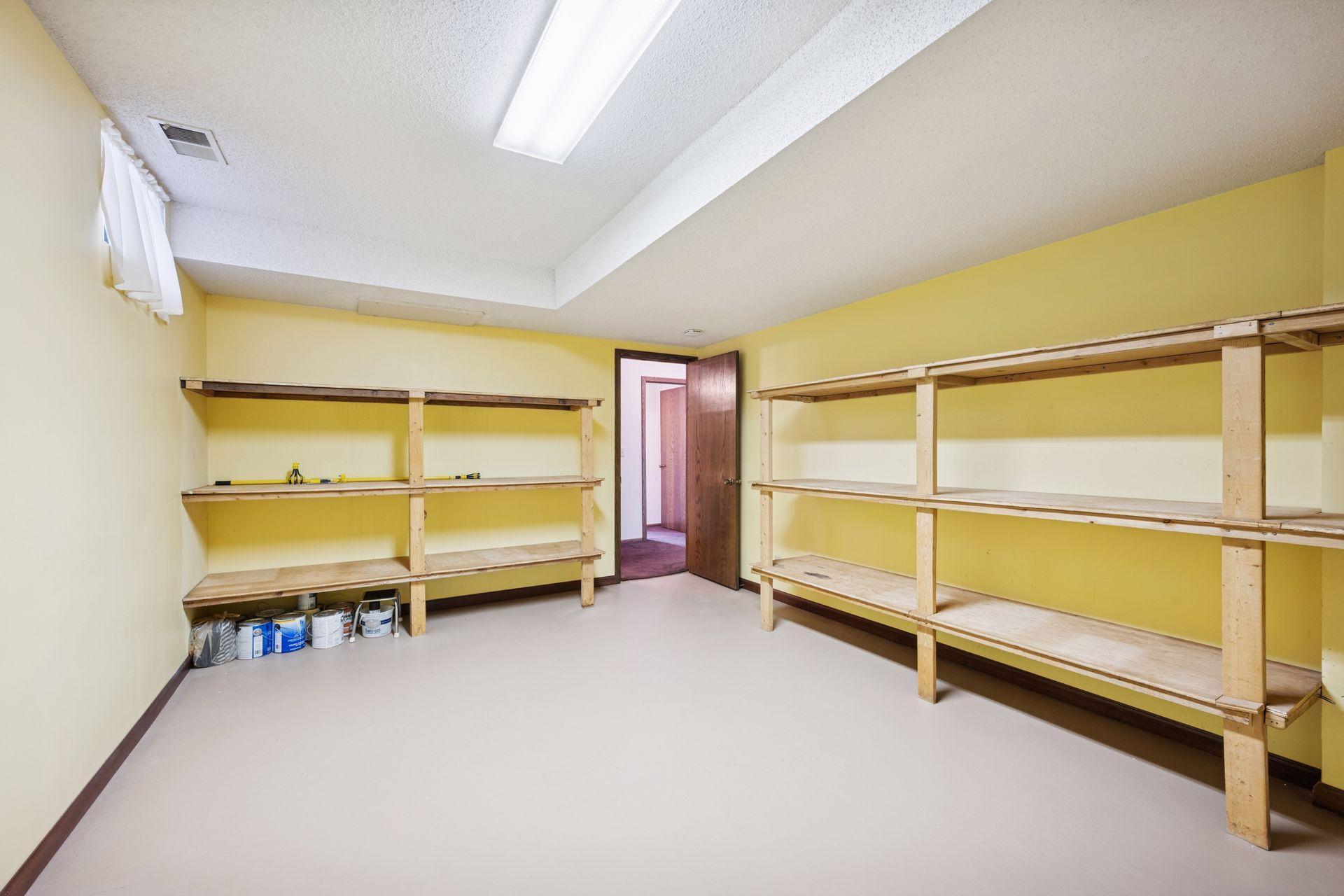 1267 Nursery Hill Lane Arden Hills MN 55112