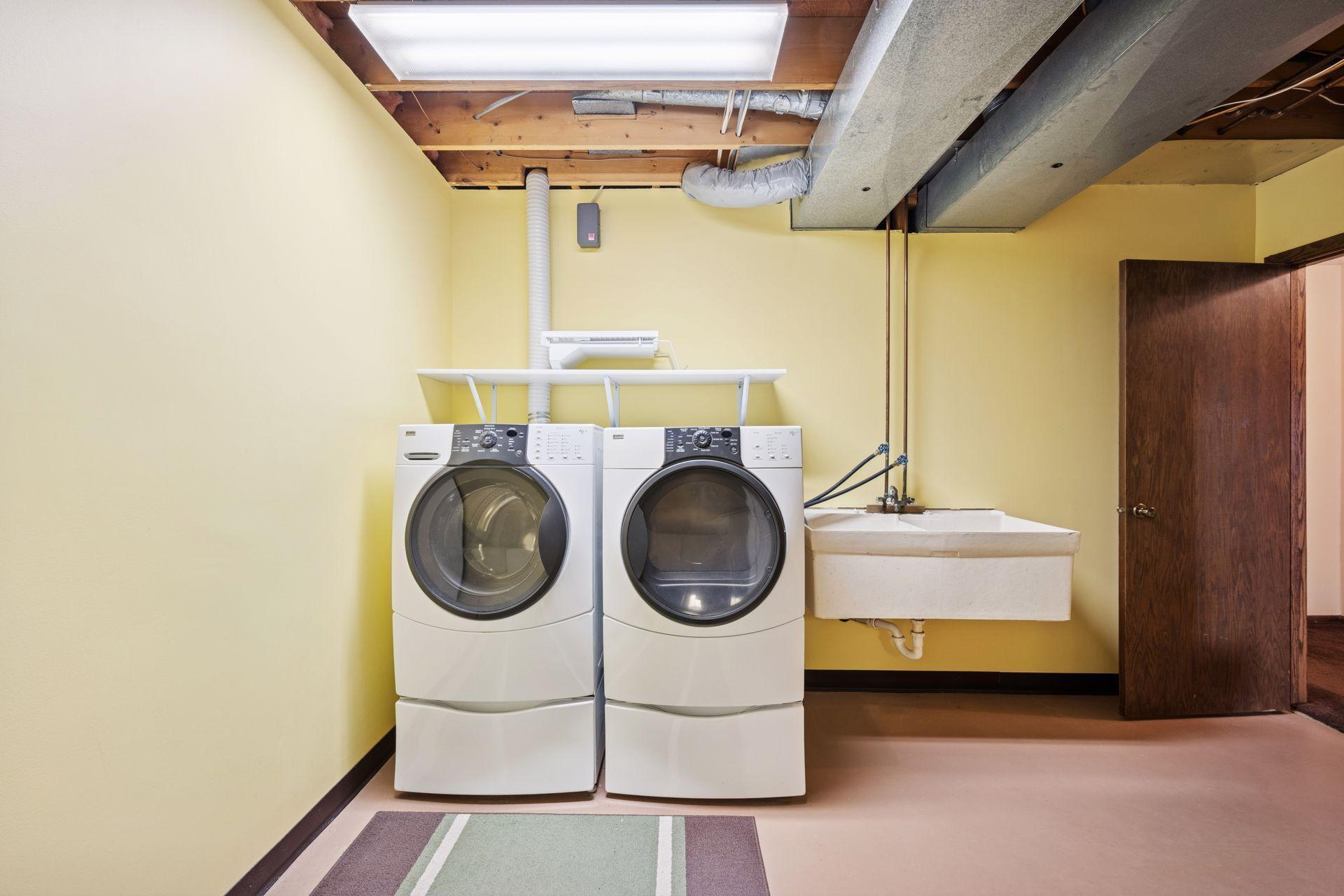 1267 Nursery Hill Lane Arden Hills MN 55112