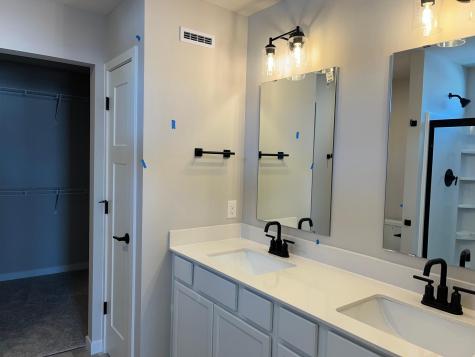 17970 Genoa Drive Lakeville MN 55044