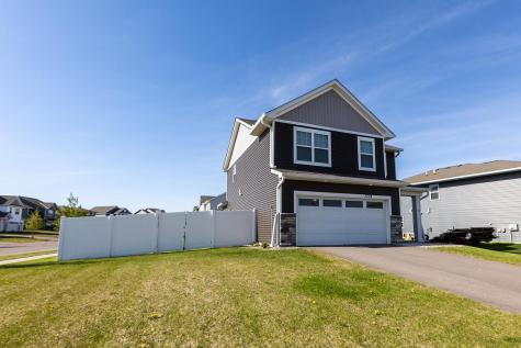 1702 Athens Terrace Shakopee MN 55379