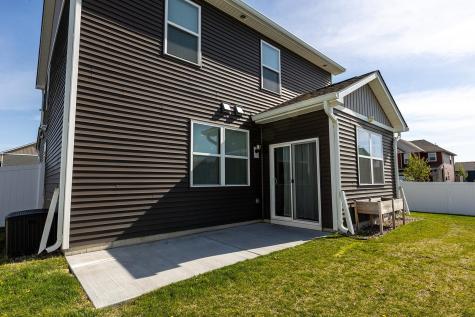 1702 Athens Terrace Shakopee MN 55379