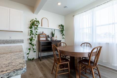 1702 Athens Terrace Shakopee MN 55379
