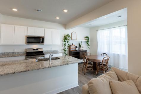 1702 Athens Terrace Shakopee MN 55379