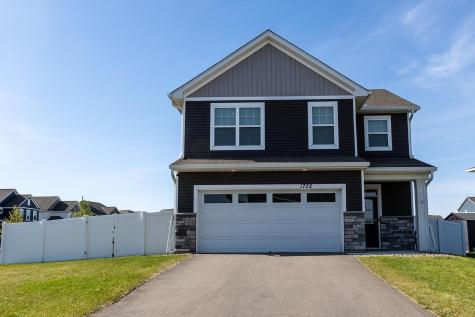 1702 Athens Terrace Shakopee MN 55379