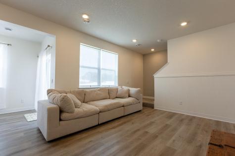 1702 Athens Terrace Shakopee MN 55379