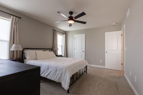 1702 Athens Terrace Shakopee MN 55379