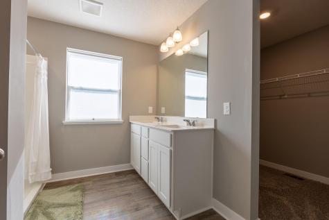 1702 Athens Terrace Shakopee MN 55379