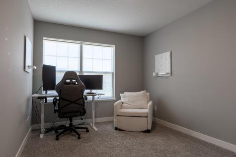 1702 Athens Terrace Shakopee MN 55379