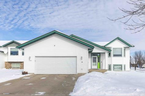 790 Lakeridge Drive West Fargo ND 58078