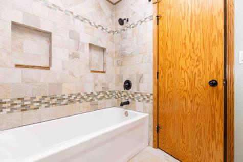 790 Lakeridge Drive West Fargo ND 58078