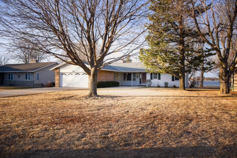 1206 S Shore Drive Worthington MN 56187