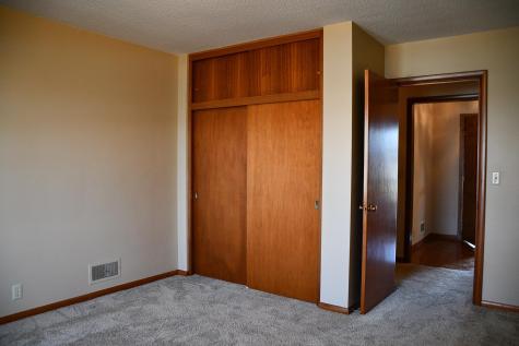 1206 S Shore Drive Worthington MN 56187