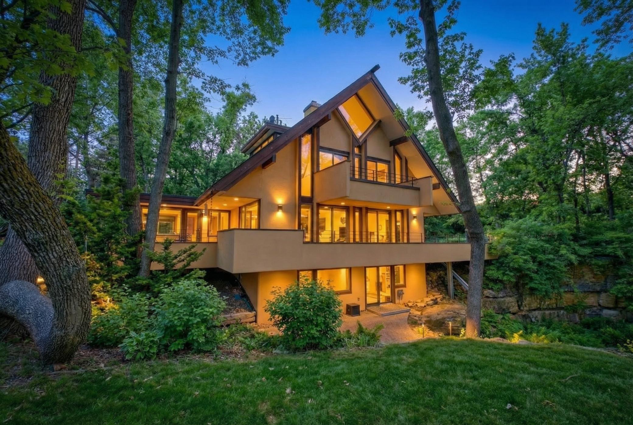 1013 Broadway Street N Stillwater MN 55082