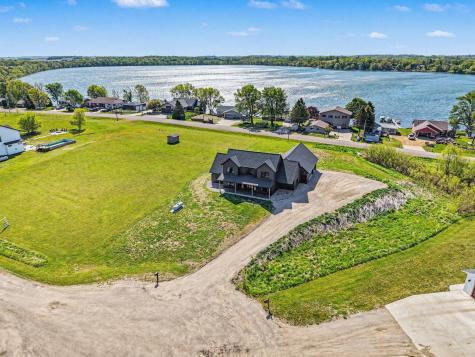 19347 Lake Volney Circle Le Center MN 56057