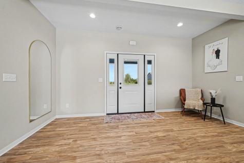 19347 Lake Volney Circle Le Center MN 56057