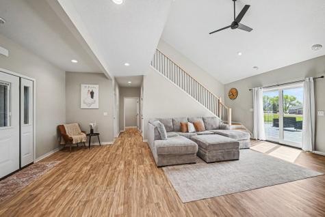19347 Lake Volney Circle Le Center MN 56057