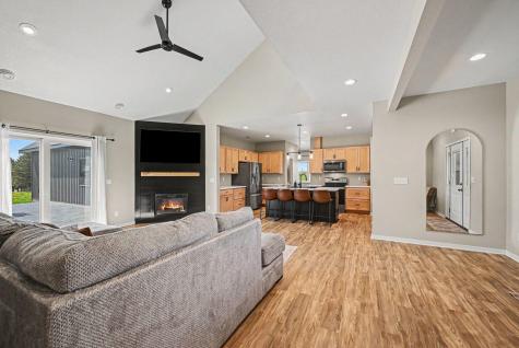 19347 Lake Volney Circle Le Center MN 56057