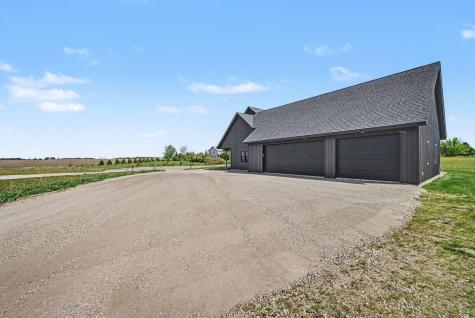 19347 Lake Volney Circle Le Center MN 56057