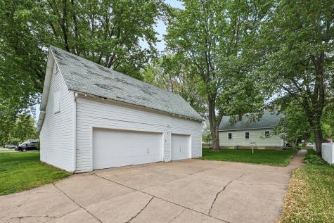 30690 N Lakes Trail Lindstrom MN 55045