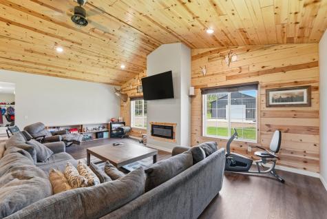 25265 Marsh Road Milaca MN 56353