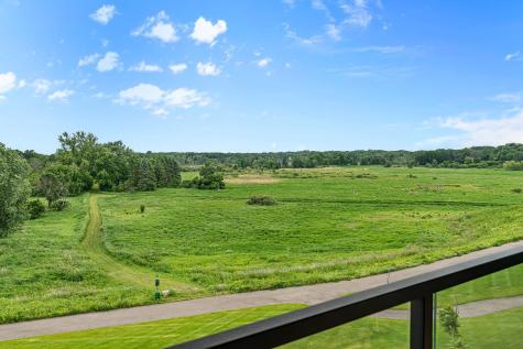 1 Hill Farm Road North Oaks MN 55127