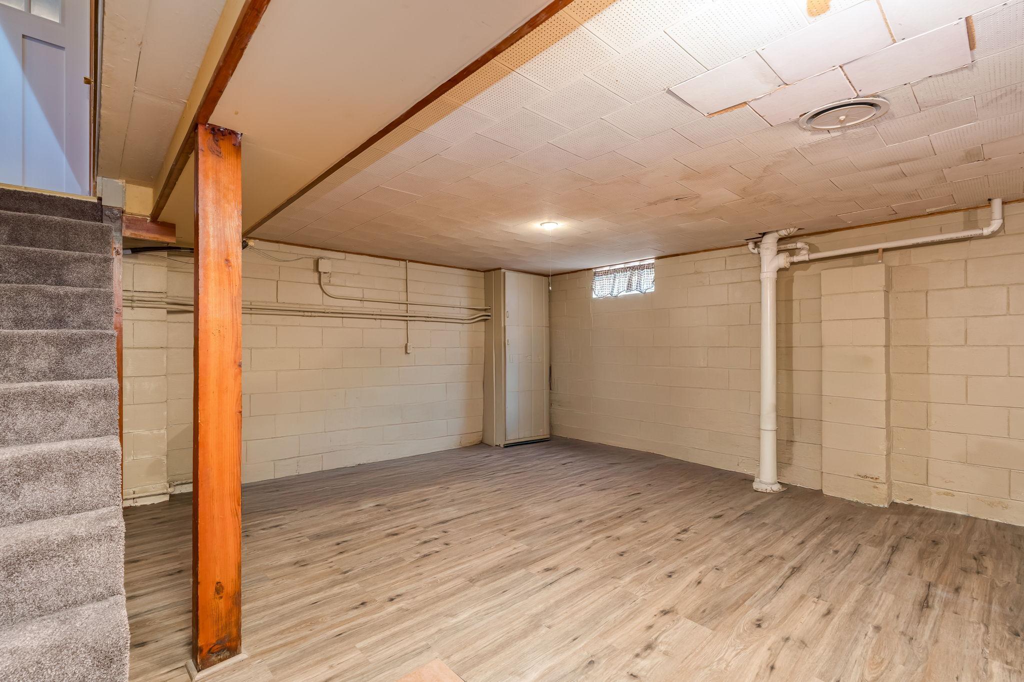 340 2nd Avenue S Amboy MN 56010