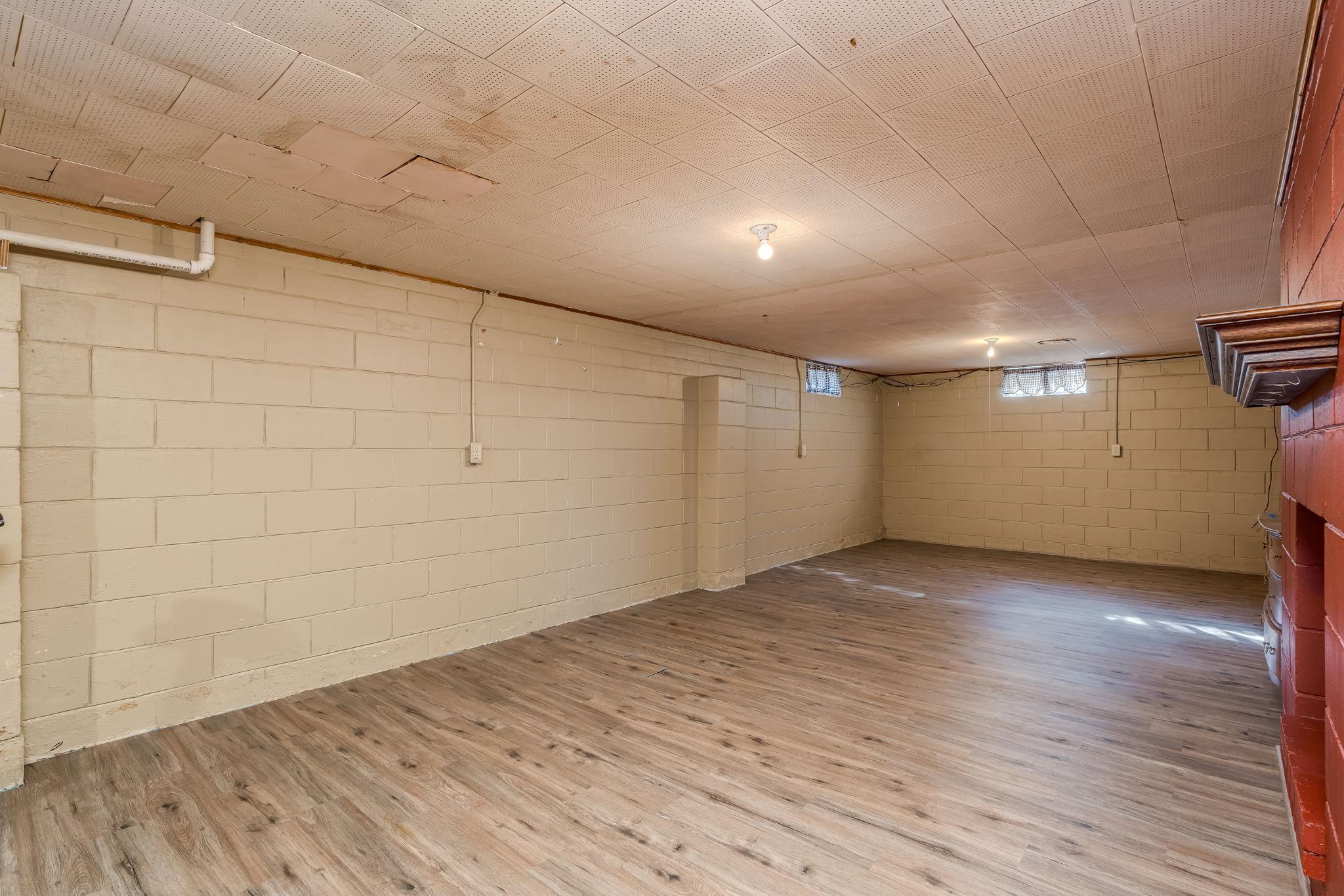 340 2nd Avenue S Amboy MN 56010