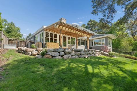 784 Hilltop Court Mendota Heights MN 55118