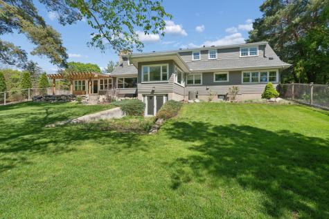 784 Hilltop Court Mendota Heights MN 55118