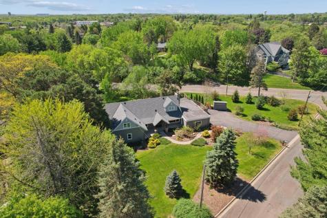 784 Hilltop Court Mendota Heights MN 55118