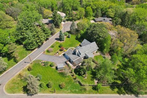784 Hilltop Court Mendota Heights MN 55118