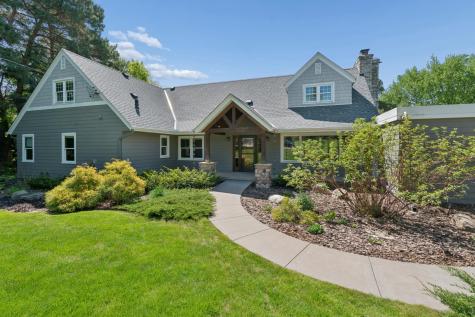 784 Hilltop Court Mendota Heights MN 55118