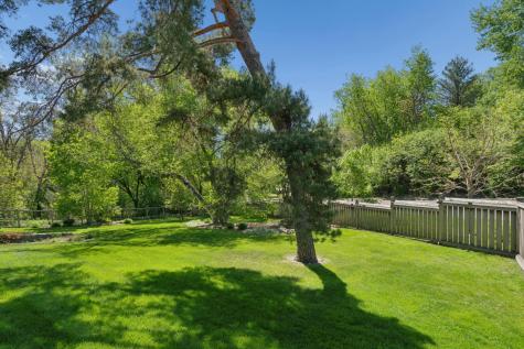 784 Hilltop Court Mendota Heights MN 55118