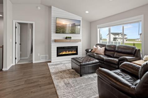 1306 22nd Avenue W West Fargo ND 58078