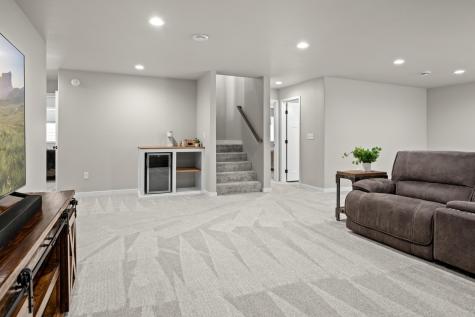 1306 22nd Avenue W West Fargo ND 58078