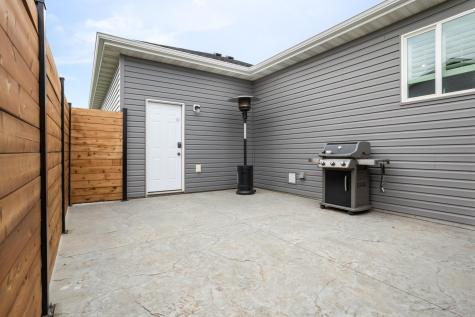 1306 22nd Avenue W West Fargo ND 58078