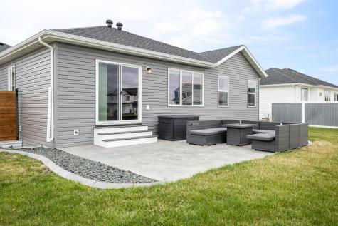 1306 22nd Avenue W West Fargo ND 58078