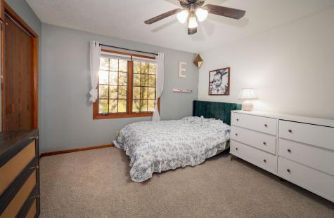 1835 Jamison Drive Windom MN 56101