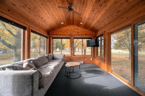 1835 Jamison Drive Windom MN 56101