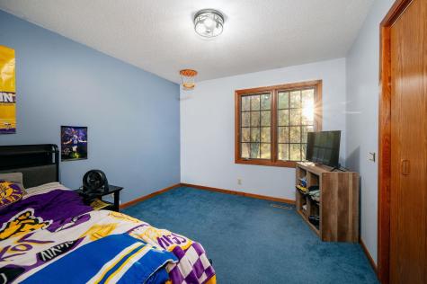 1835 Jamison Drive Windom MN 56101